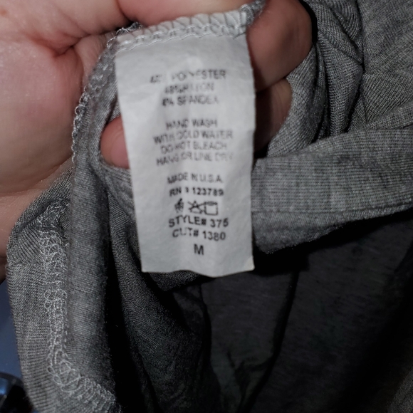 Jolie Cinched Top - Picture 2 of 4